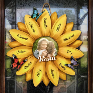 Custom Photo The World Best Nana - Family Personalized Custom Home Decor Wood Sign - House Warming Gift For Mom, Grandma Copy